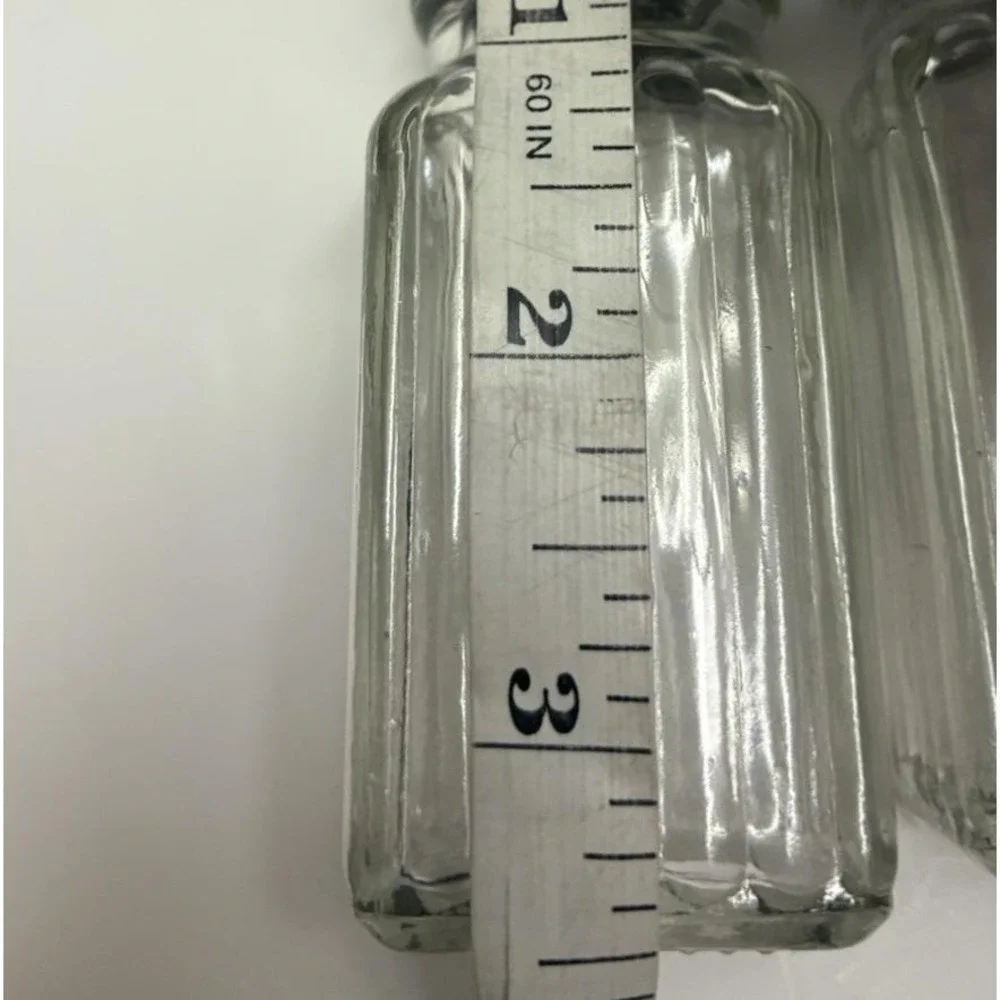 Vintage Ribbed Square Salt & Pepper Shakers Clear Chrome Clear Glass‎